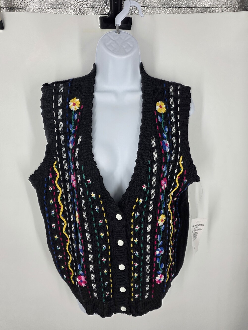 Koret Vintage Knit Vest Sweater NWT Small Embroidered Floral Ramie Cotton Black